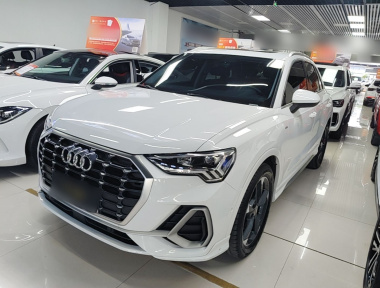 Audi Q3 2022 Audi Q3 2022 صورة سيارة