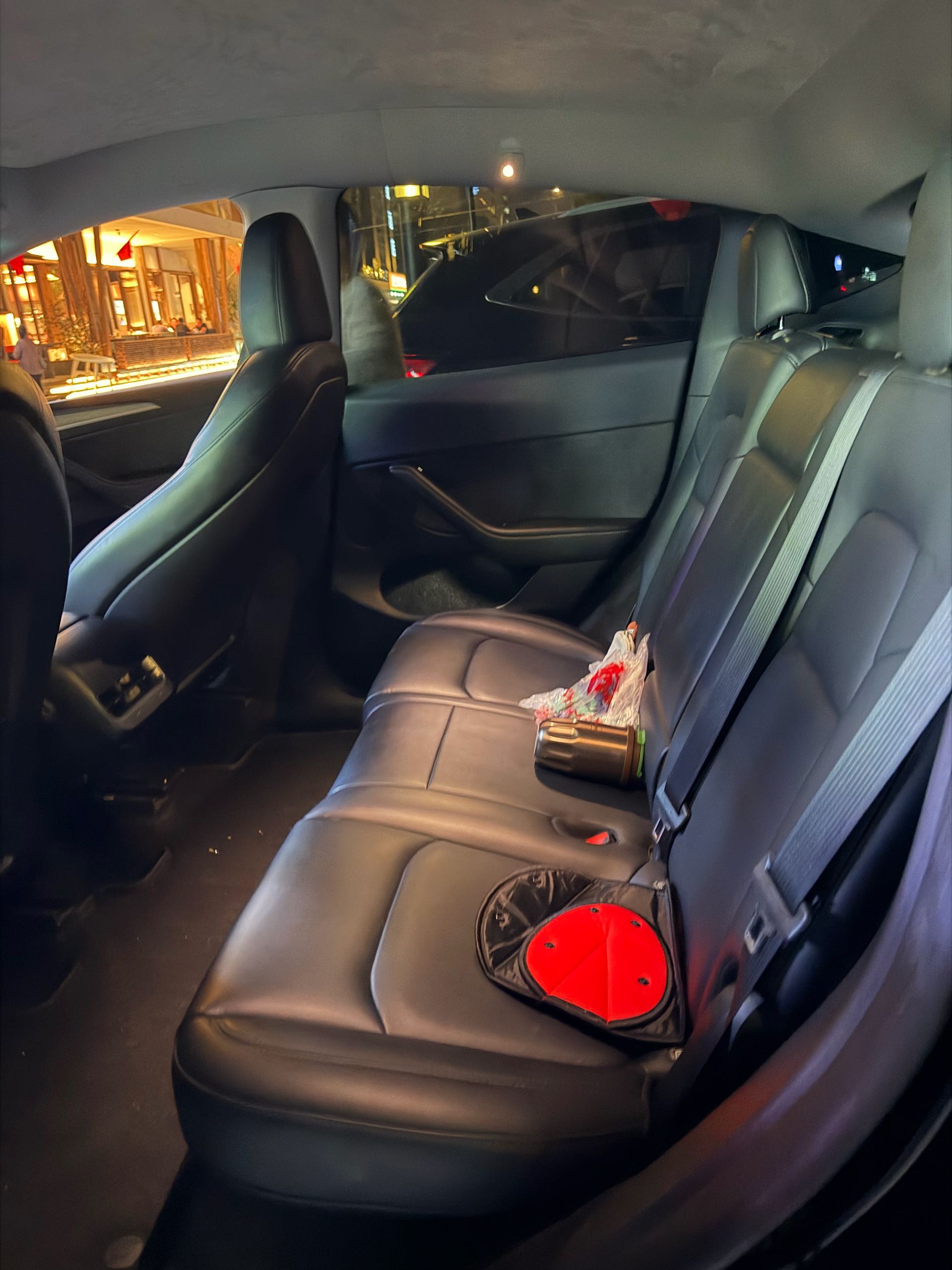 Tesla Model Y 2024 #4 Tesla Model Y 2024 immagine di auto #4