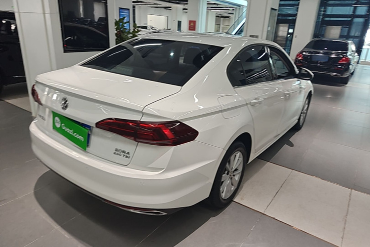 Volkswagen Bora 2019 car image #7