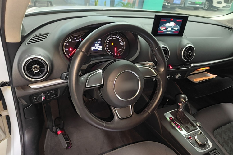 Audi A3 2017 #11 Audi A3 2017 car image #11