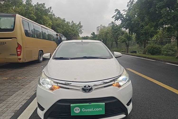 Toyota Vios 2015 car image #3