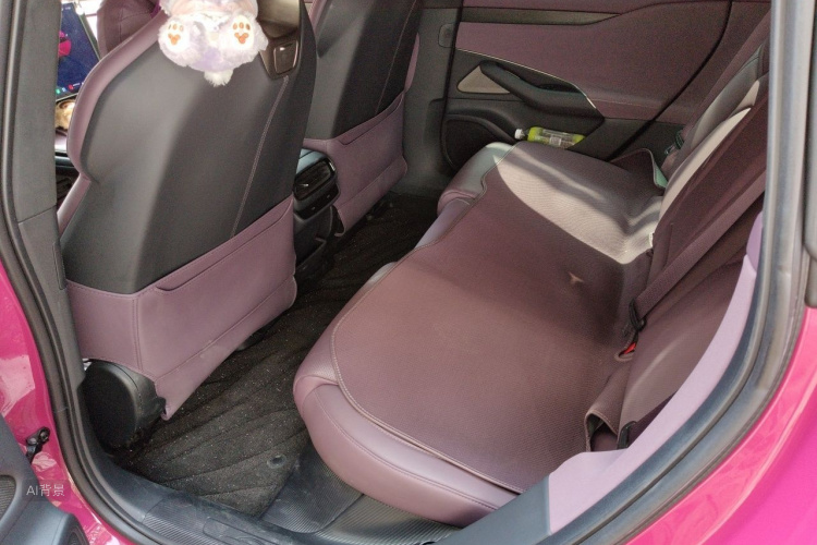 MI SU7 2025 car image #19