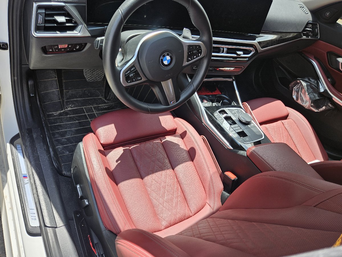BMW 3 Series 2024 #3 BMW 3 Series 2024 car image #3