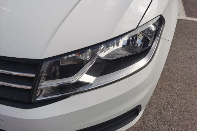 Volkswagen Santana 2018 car image #23
