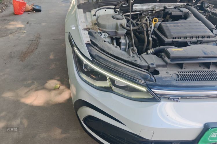 Volkswagen Golf 2022 car image #8