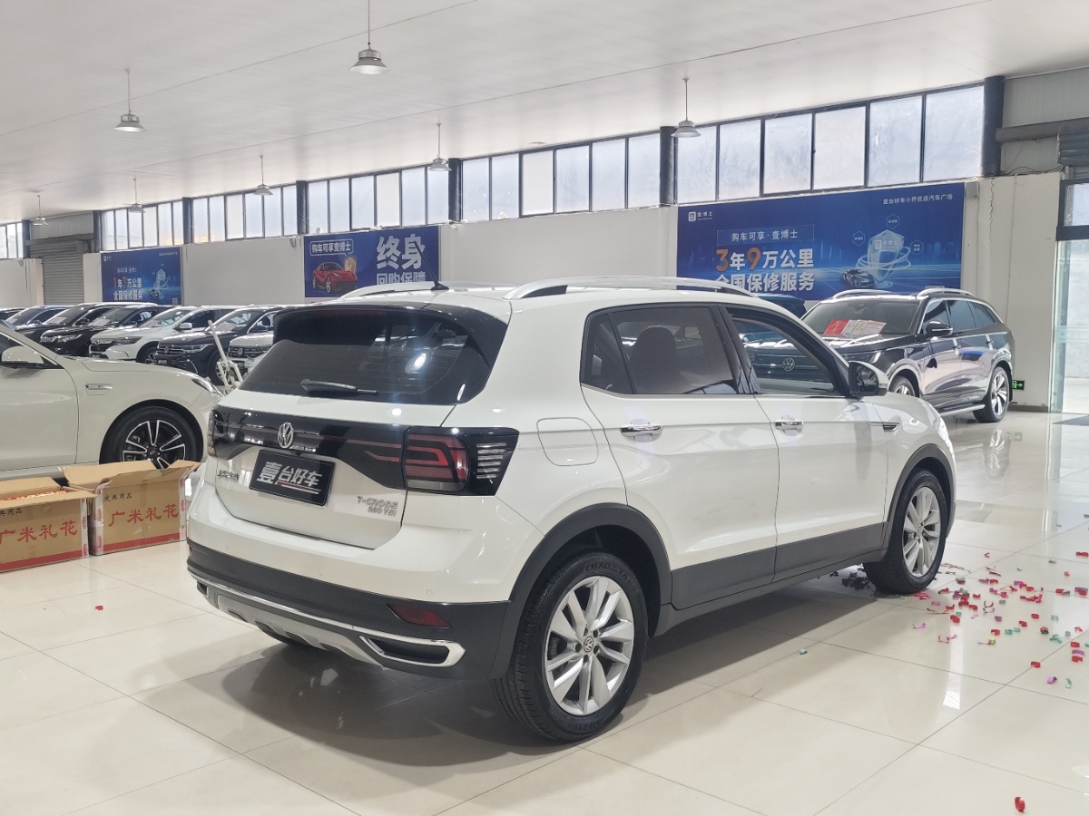 Volkswagen T-Cross 2021 #9 Volkswagen T-Cross 2021 صورة سيارة #9