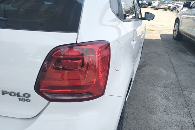 Volkswagen Polo 2018 #8 Volkswagen Polo 2018 car image #8