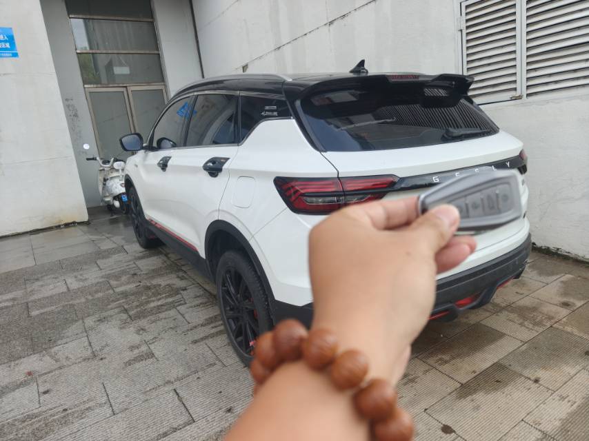 GEELY Coolray 2023 car image #5