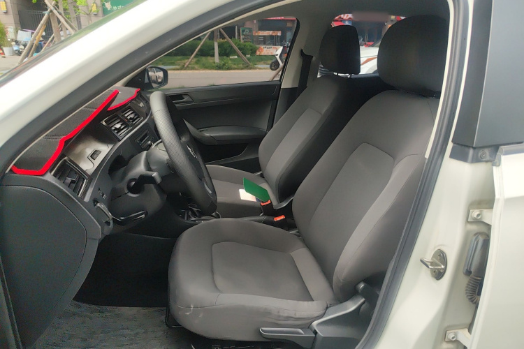 Volkswagen Santana 2020 car image #19