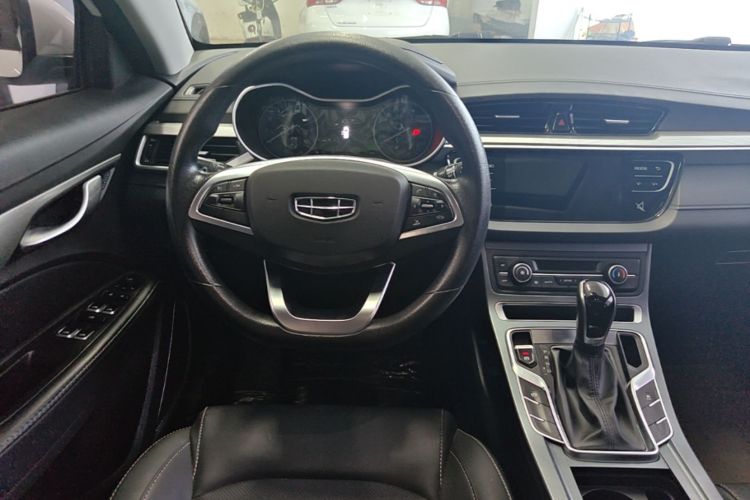 GEELY Emgrand 2021 #11 GEELY Emgrand 2021 car image #11