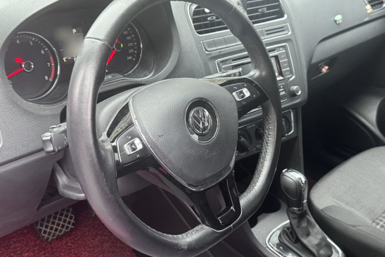 Volkswagen Polo 2018 #13 Volkswagen Polo 2018 car image #13