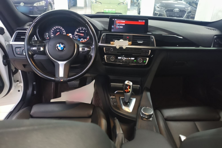 BMW 3 Series GT 2021 car image #10