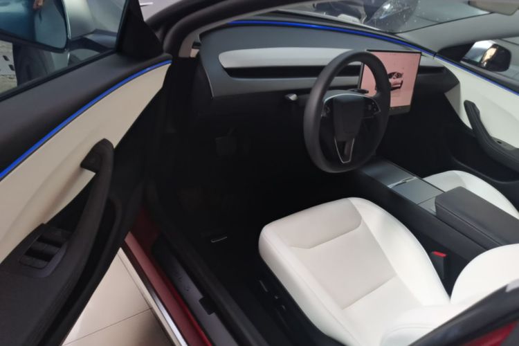 Tesla Model 3 2025 #12 Tesla Model 3 2025 car image #12