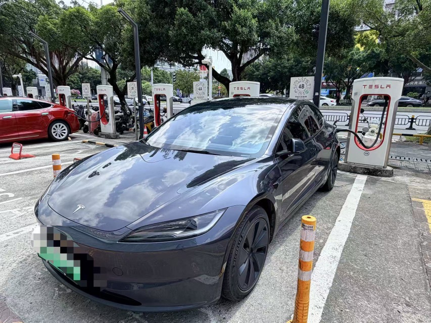 Tesla Model 3 2024 Tesla Model 3 2024 car image