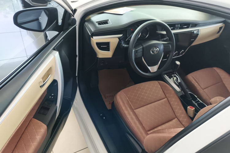 Toyota Corolla 2018 car image #16