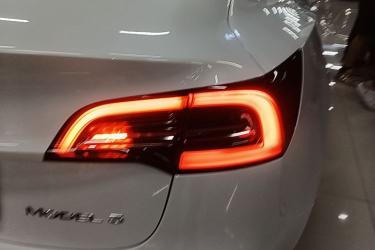Tesla Model 3 2021 #8 Tesla Model 3 2021 car image #8