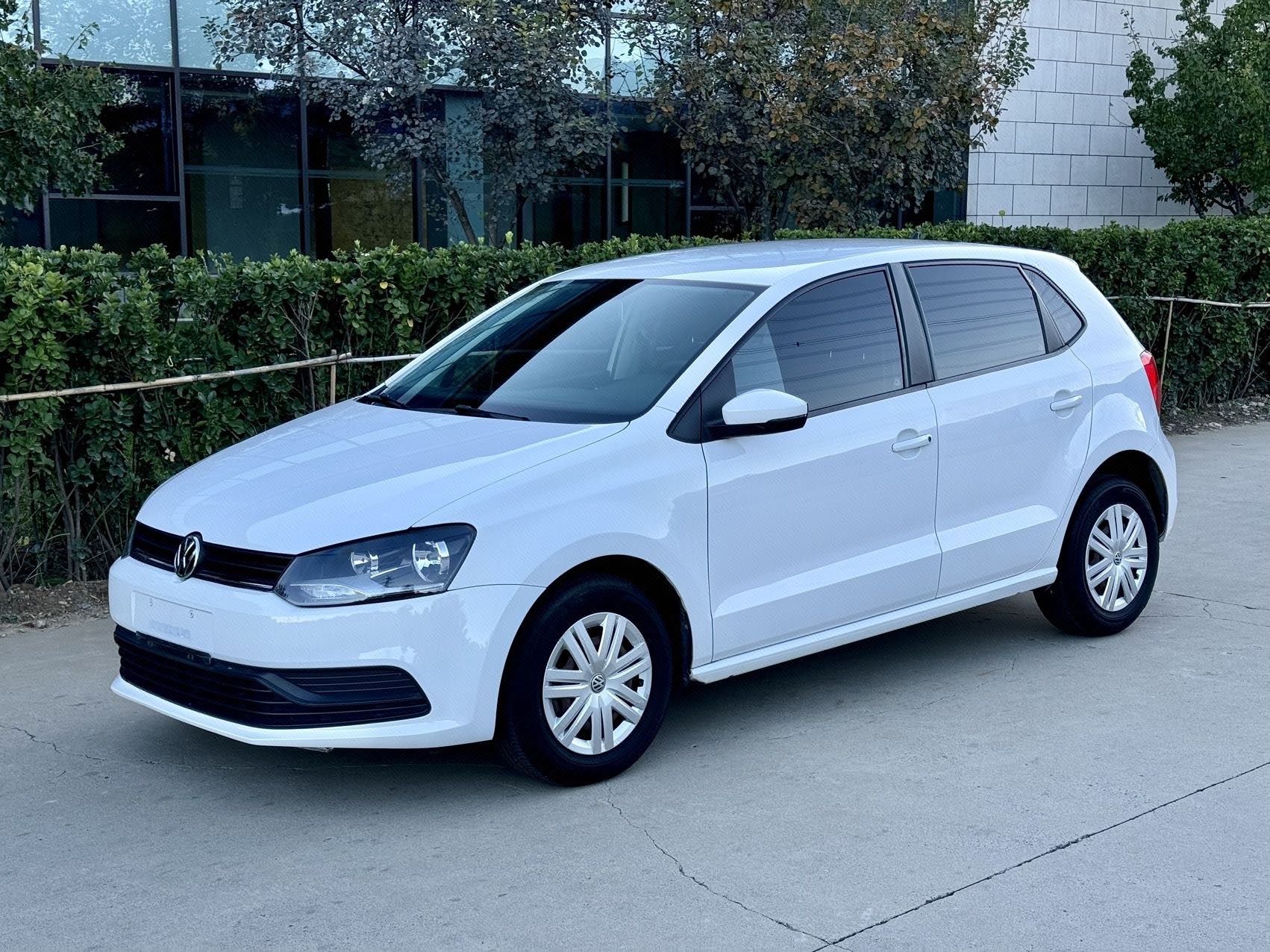 Volkswagen Polo 2016 Volkswagen Polo 2016 صورة سيارة