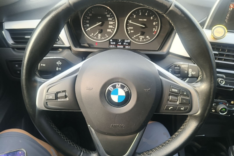 BMW X1 2016 #11 BMW X1 2016 car image #11