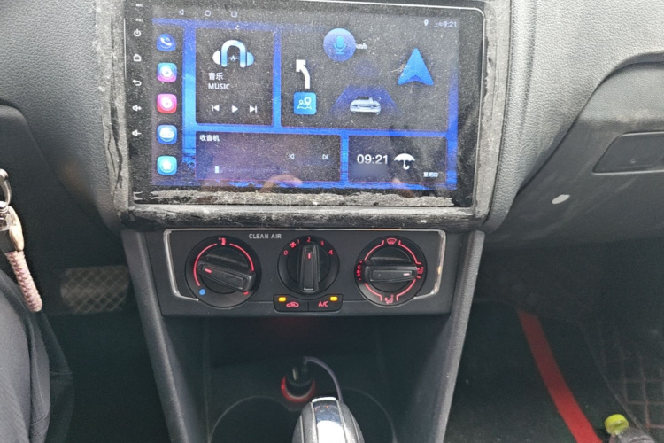 Volkswagen Polo 2017 #15 Volkswagen Polo 2017 car image #15