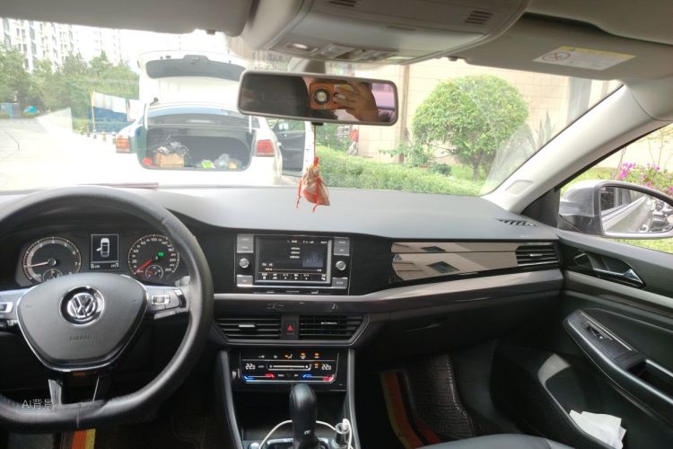 Volkswagen Bora 2020 car image #20