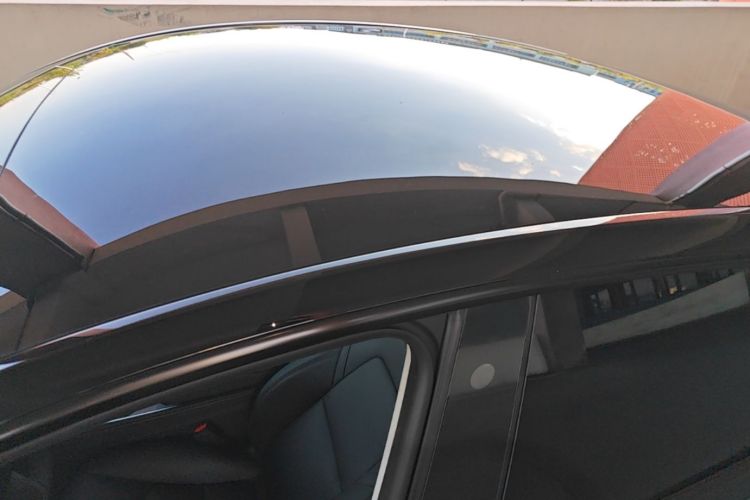 Tesla Model Y 2023 #25 Tesla Model Y 2023 car image #25