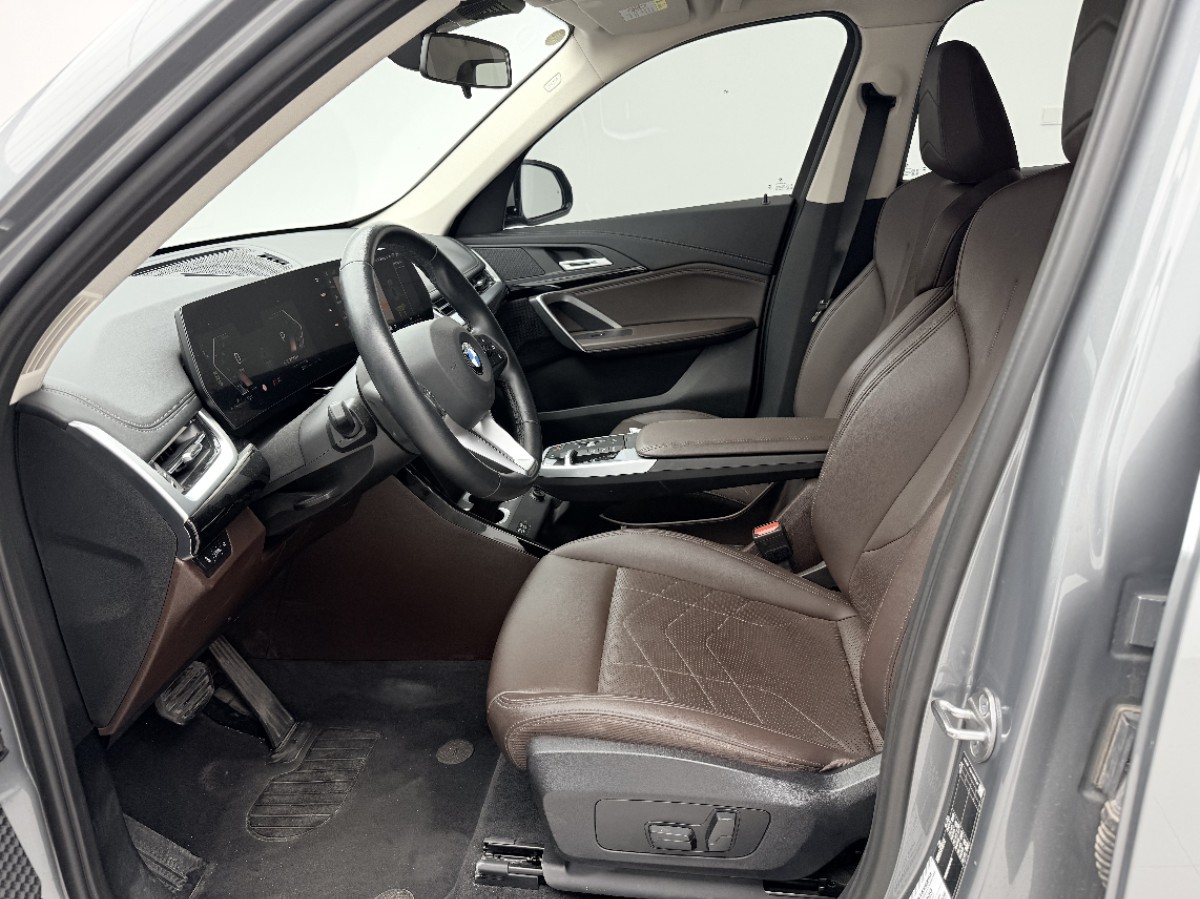 BMW X1 2023 car image #6