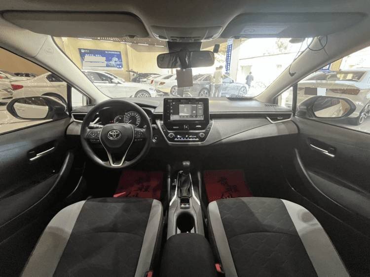Toyota Corolla 2023 #7 Toyota Corolla 2023 صورة سيارة #7