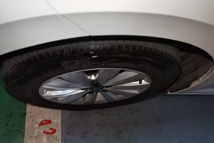 Volkswagen Lavida 2025 car image #9