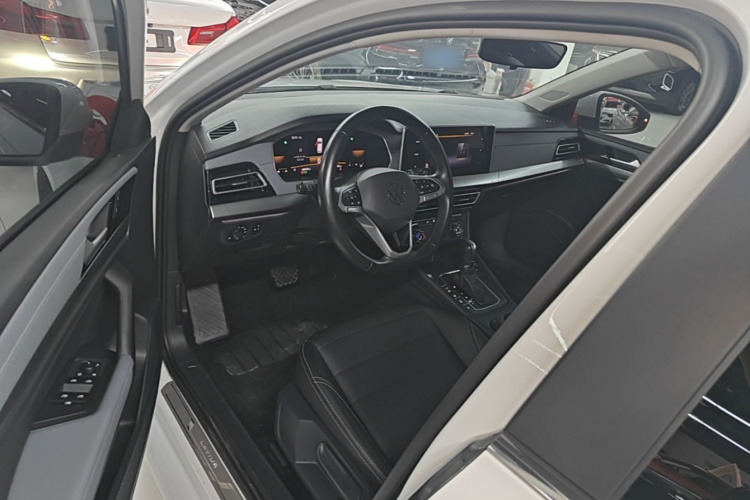 Volkswagen Lavida 2022 car image #12