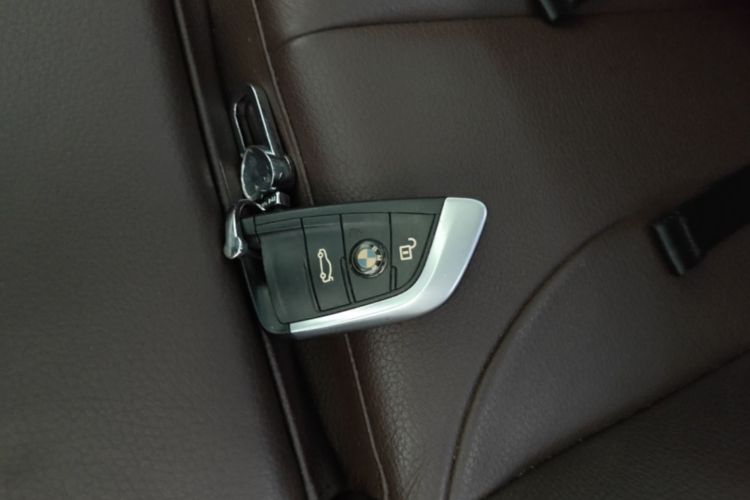 BMW X1 2017 #14 BMW X1 2017 car image #14