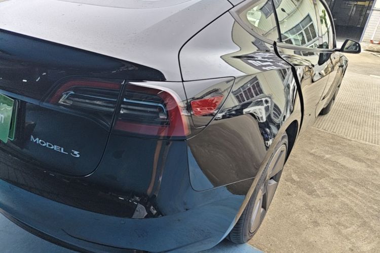 Tesla Model 3 2023 car image #8