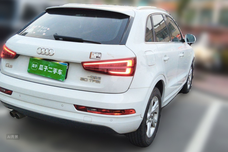 Audi Q3 2017 car image #7