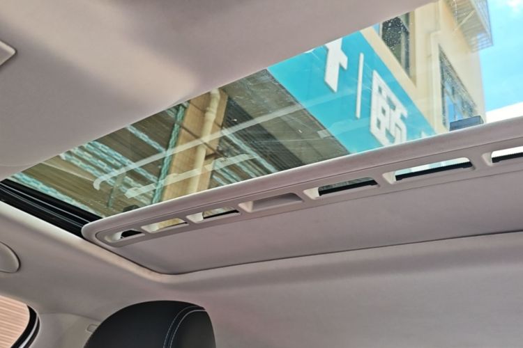 Skoda Rapid 2018 car image #18