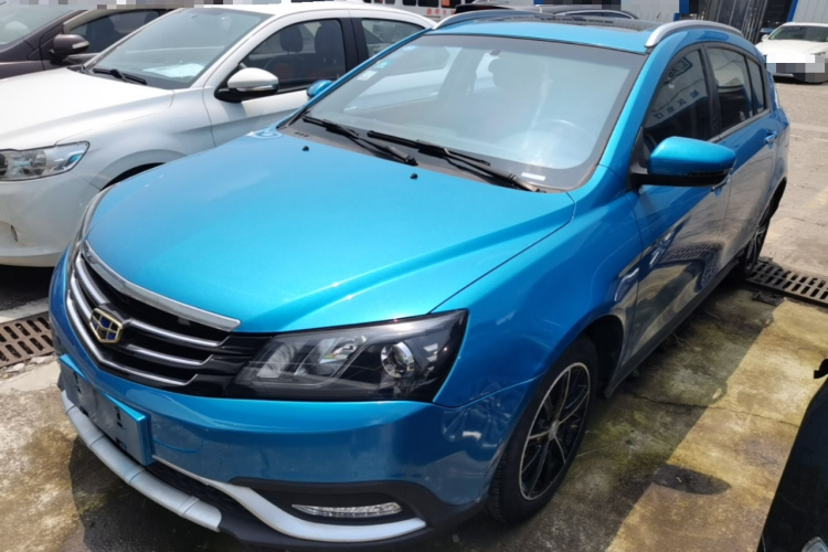 GEELY Emgrand 2016 car image #2