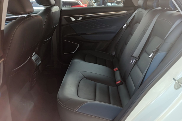 GEELY Emgrand GL 2021 car image #17