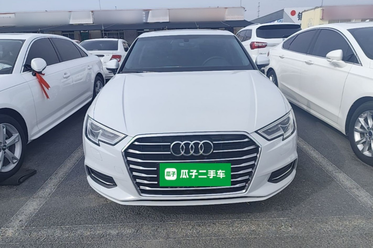 Audi A3 2019 car image #3