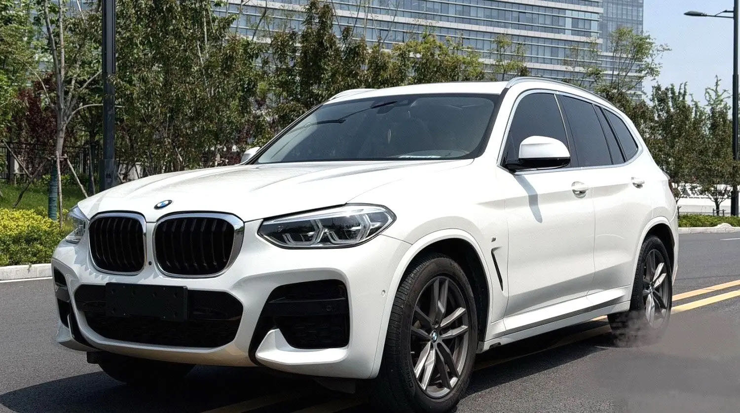 BMW X3 2021 BMW X3 2021 car image