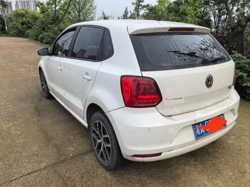 Volkswagen Polo 2016 изображение автомобиля #2