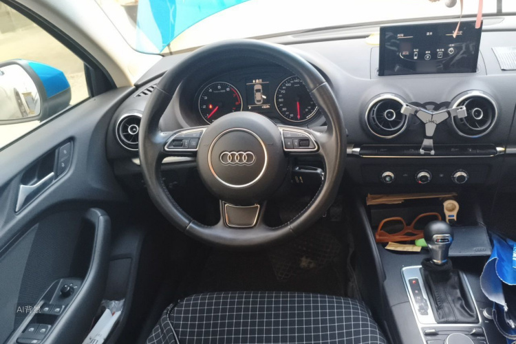 Audi A3 2016 car image #12