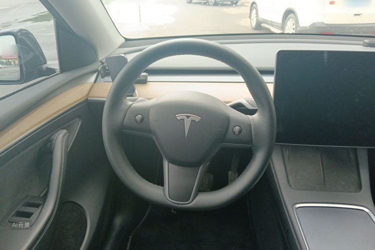 Tesla Model Y 2022 #12 Tesla Model Y 2022 car image #12