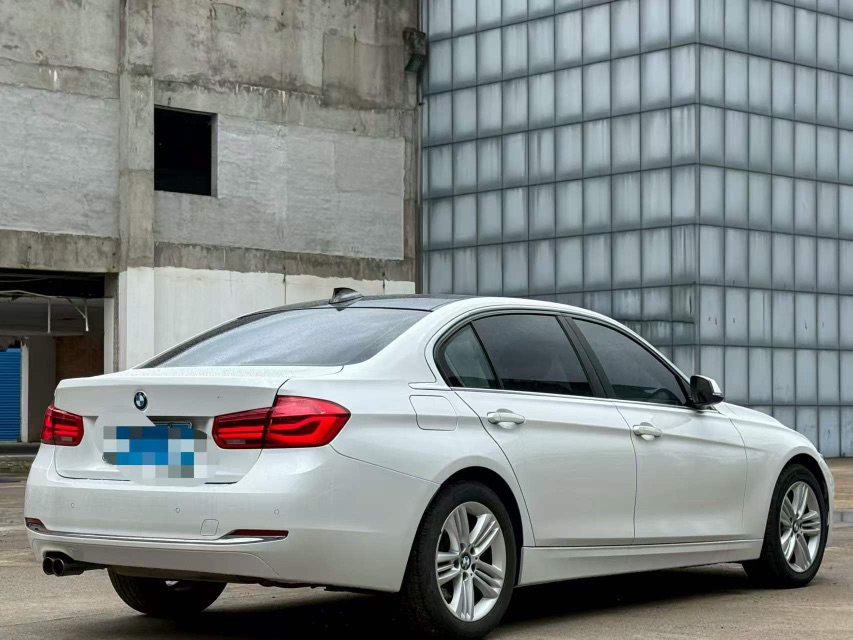BMW 3 Series 2017 #7 BMW 3 Series 2017 car image #7