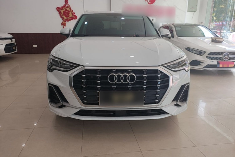 Audi Q3 2020 #3 Audi Q3 2020 car image #3