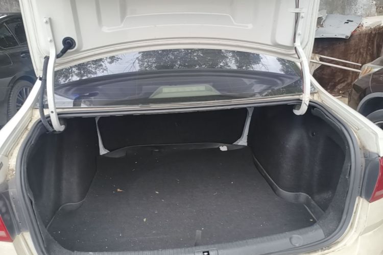 Volkswagen Lavida 2015 #19 Volkswagen Lavida 2015 car image #19