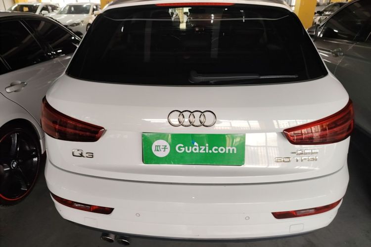 Audi Q3 2018 immagine di auto #6