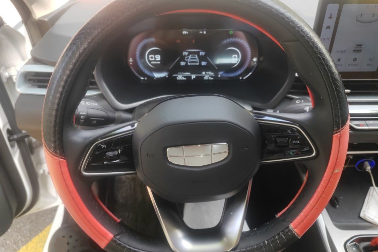 GEELY Emgrand 2025 car image #11