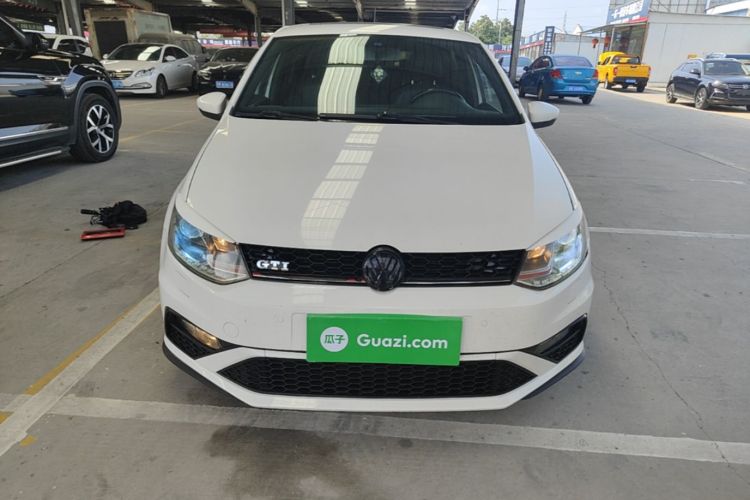 Volkswagen Polo 2015 #3 Volkswagen Polo 2015 car image #3