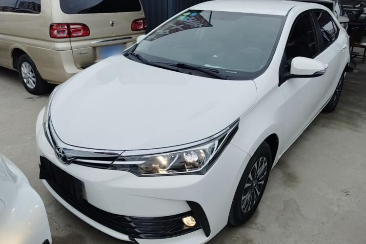 Toyota Corolla 2018 #2 Toyota Corolla 2018 car image #2