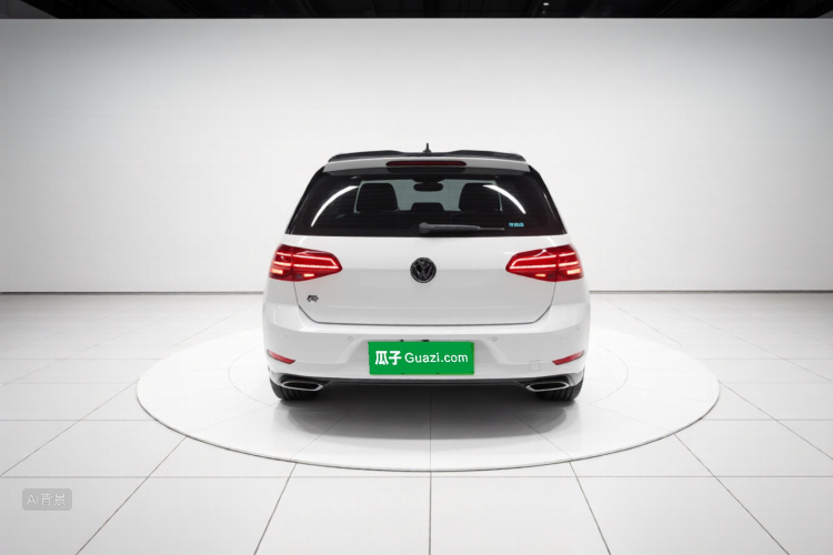 Volkswagen Golf 2020 car image #6