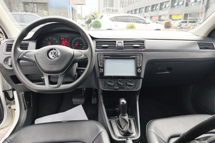 Volkswagen Santana 2021 #10 Volkswagen Santana 2021 صورة سيارة #10