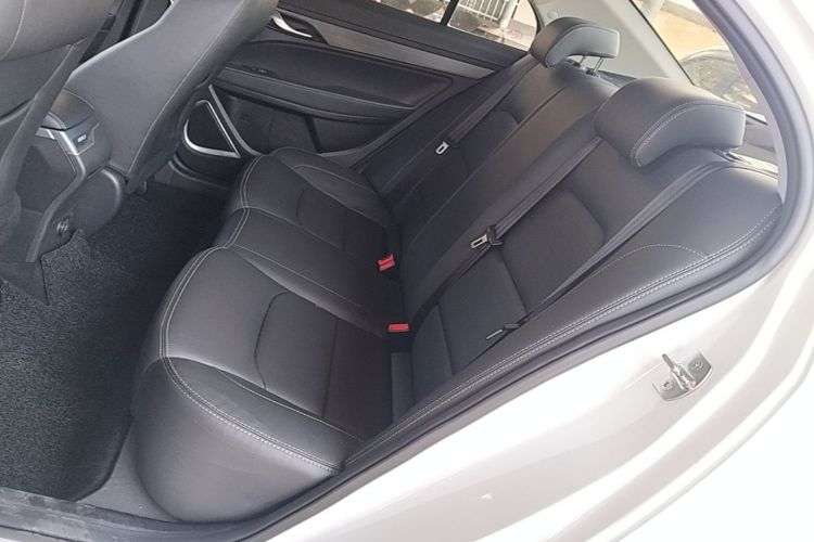 GEELY Emgrand 2022 #17 GEELY Emgrand 2022 immagine di auto #17